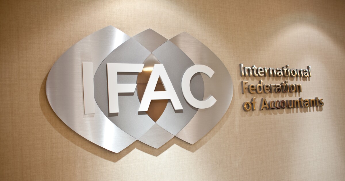 IFAC offers overview of accounting sustainability literature